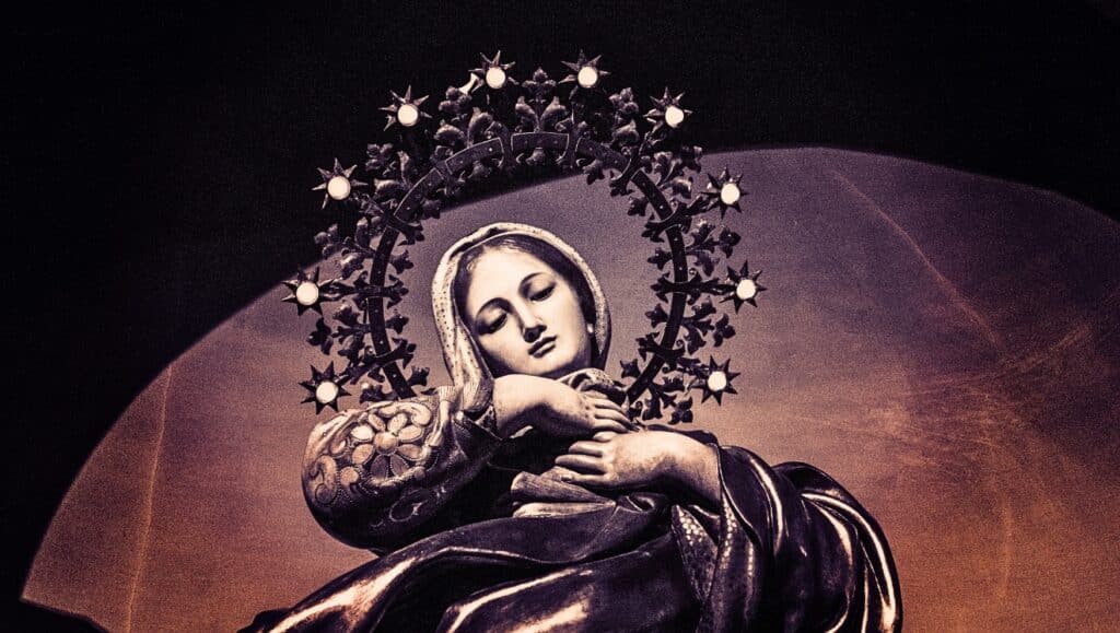 Mary statue