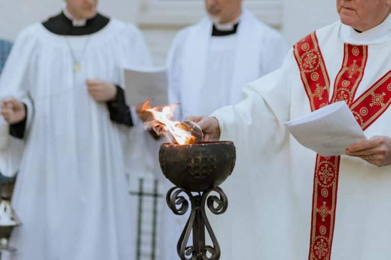 Church of the Apostles: Holy Week